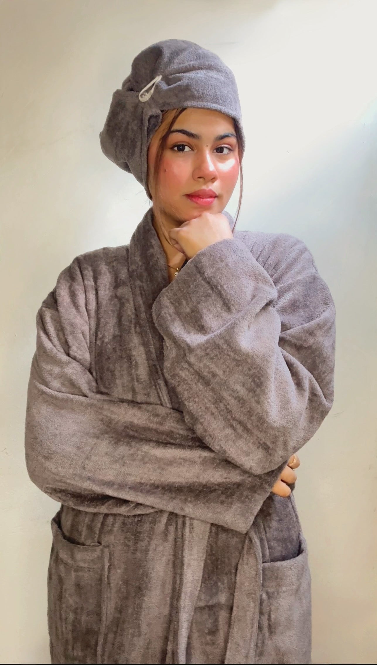 Fluffy Bathrobe Set - Grey