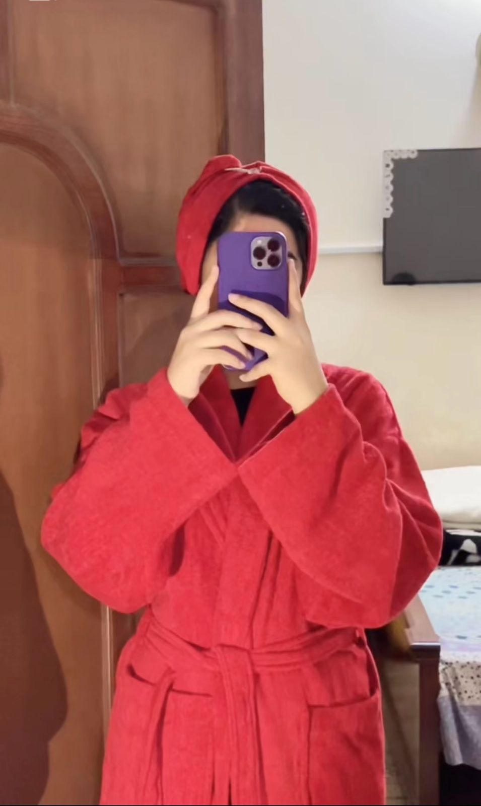 Fluffy Bathrobe Set - Red